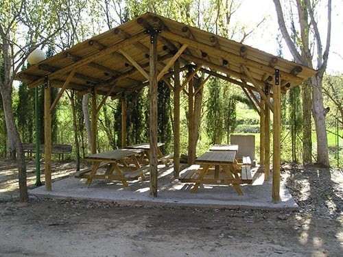 Pergola rustica tejado cubierta a dos aguas