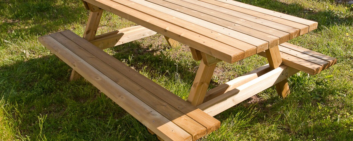 mesa de jardin de madera