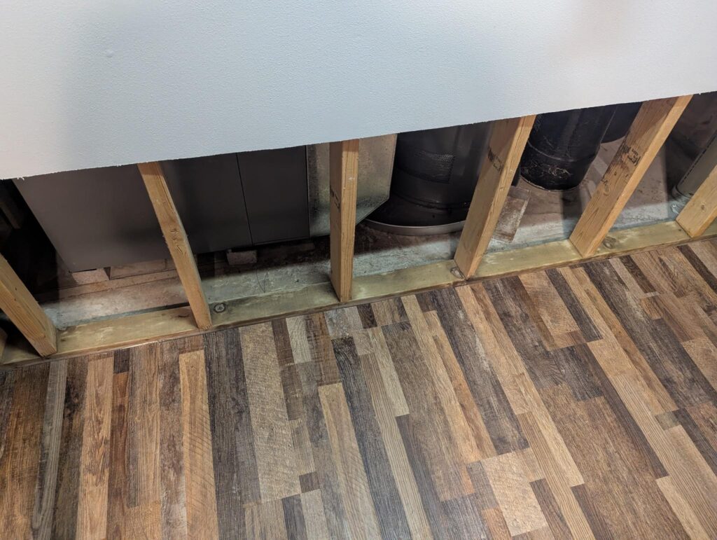 Moho en muebles de madera