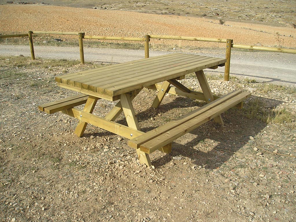 Muebles de madera de pino