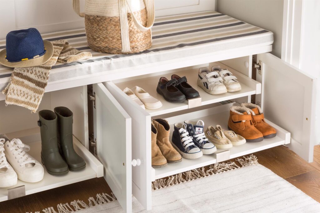 Mueble zapatero de madera