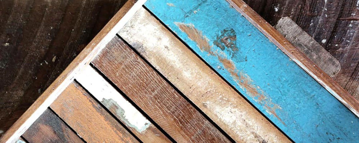 Cómo quitar la pintura de un mueble de madera