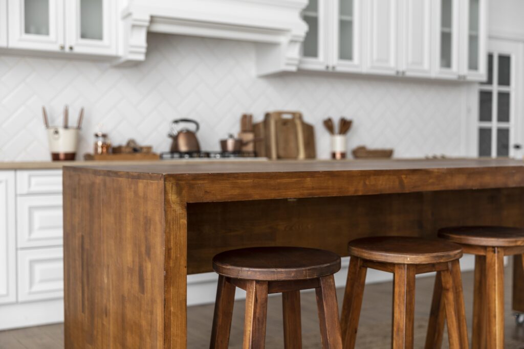 Mesa de cocina en madera